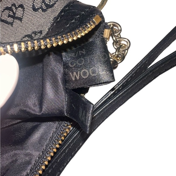 EUC Dooney & Bourke Vintage Black Leather Wristlet Wallet w/ Key Ring & Strap - Picture 9 of 11